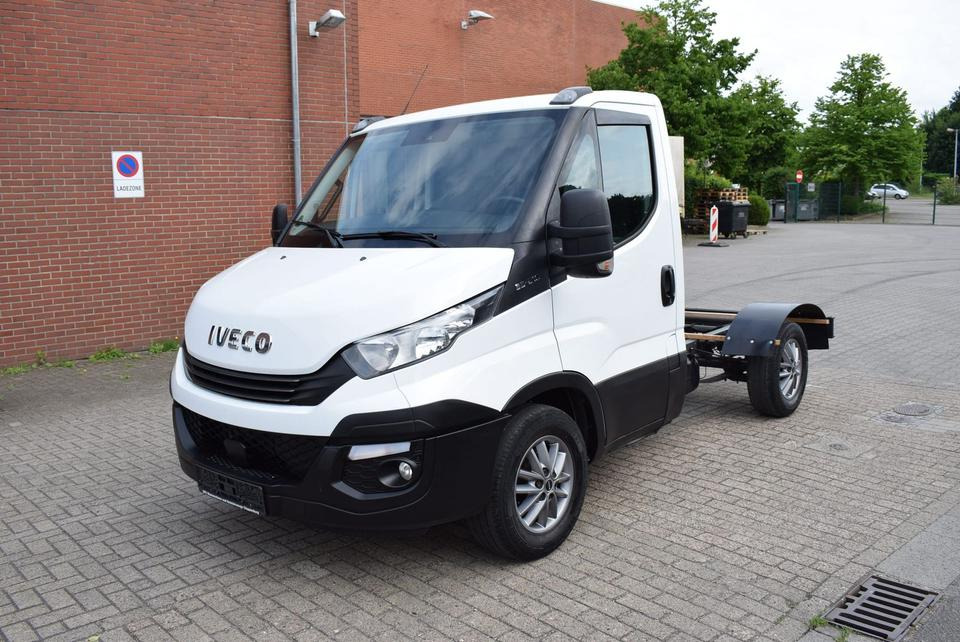 Iveco Daily 35 S21 3,0 Automatik Luftfederung Tempomat - Gjysmë-kamion të lehtë: foto 1 Iveco Daily 35 S21 3,0 Automatik Luftfederung Tempomat - Gjysmë-kamion të lehtë: foto 1
