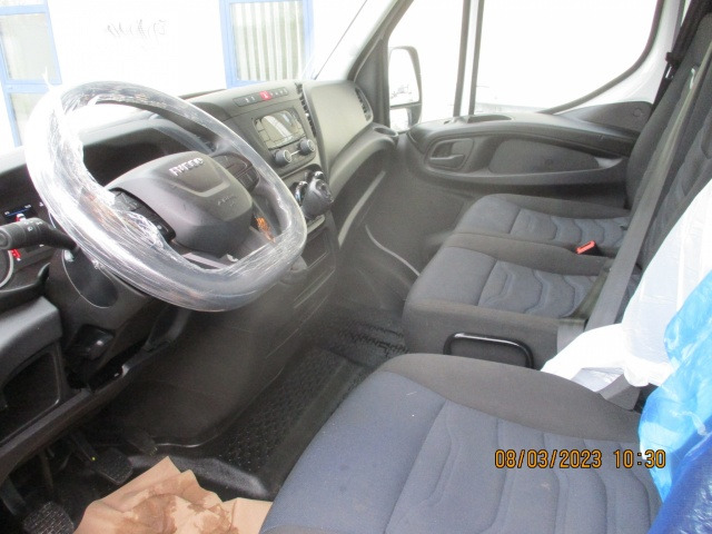 IVECO Daily 35S16V - Furgon: foto 5 IVECO Daily 35S16V - Furgon: foto 5