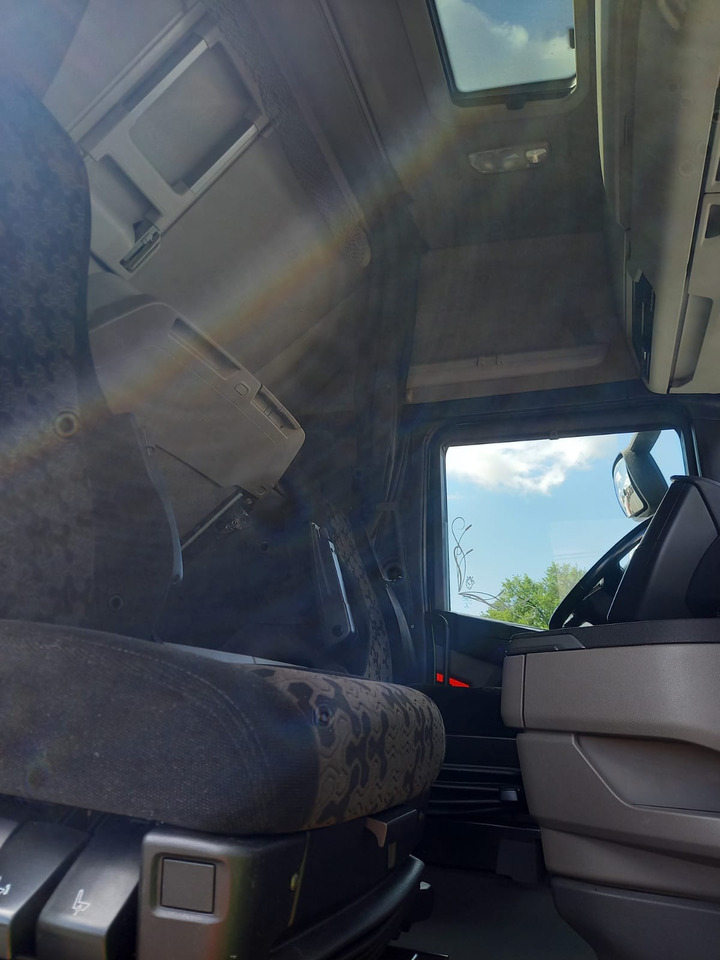 SCANIA S500 - Gjysmë-kamion: foto 4 SCANIA S500 - Gjysmë-kamion: foto 4