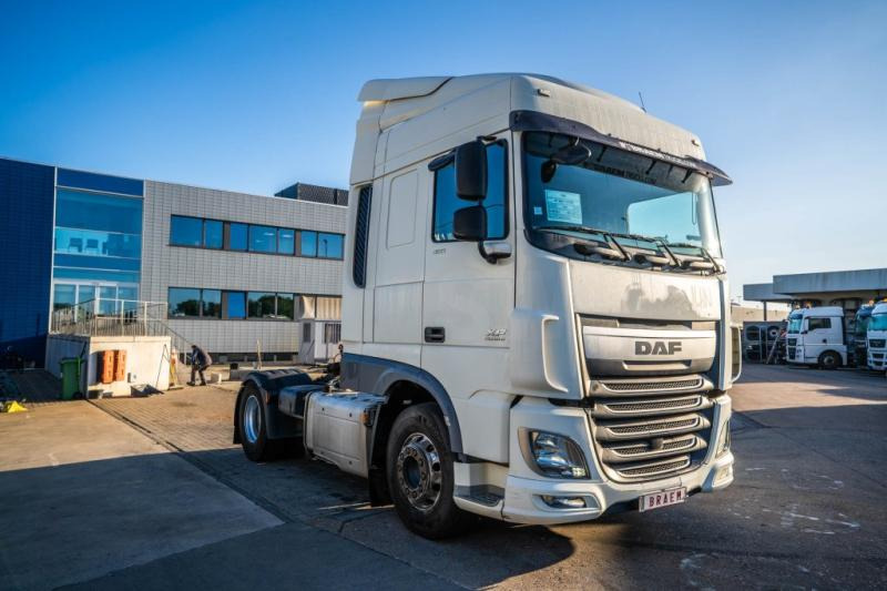 DAF XF 460 + HYDR. (50ton) - Gjysmë-kamion: foto 2 DAF XF 460 + HYDR. (50ton) - Gjysmë-kamion: foto 2