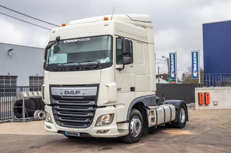 DAF XF 510 +Intarder+50Ton. - Gjysmë-kamion: foto 1 DAF XF 510 +Intarder+50Ton. - Gjysmë-kamion: foto 1
