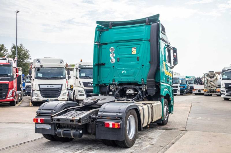 Mercedes ACTROS 1845 LS+E5 - Gjysmë-kamion: foto 3 Mercedes ACTROS 1845 LS+E5 - Gjysmë-kamion: foto 3