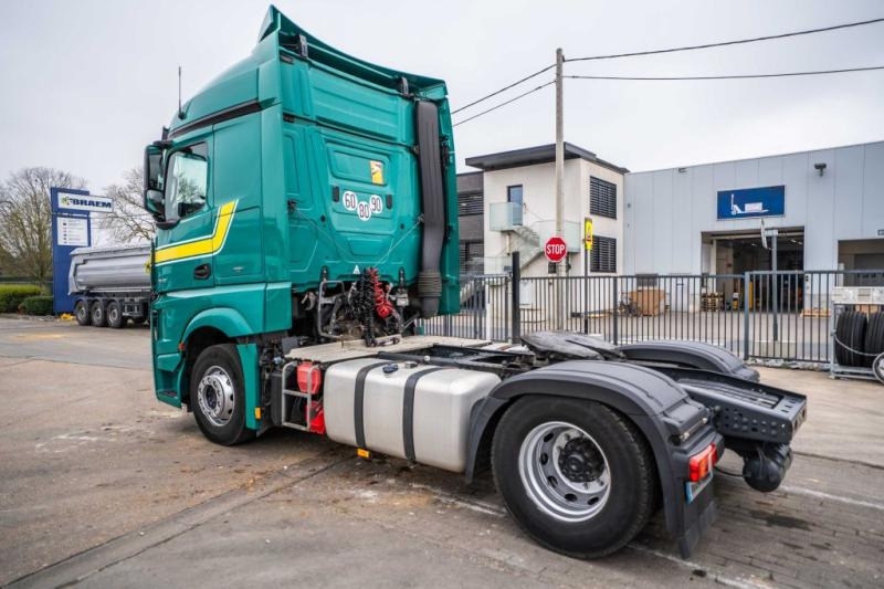 Mercedes ACTROS 1845 LS - Gjysmë-kamion: foto 5 Mercedes ACTROS 1845 LS - Gjysmë-kamion: foto 5