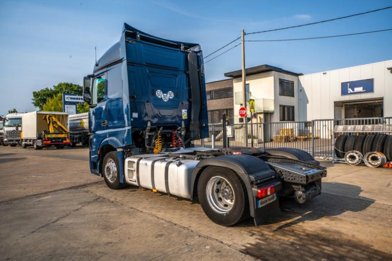 Mercedes ACTROS 1846 LS - Gjysmë-kamion: foto 5 Mercedes ACTROS 1846 LS - Gjysmë-kamion: foto 5