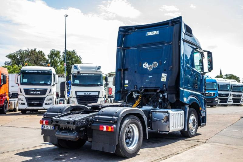 Mercedes ACTROS 1848 LS - Gjysmë-kamion: foto 3 Mercedes ACTROS 1848 LS - Gjysmë-kamion: foto 3