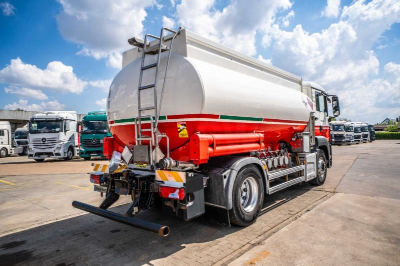 MAN TGS 18.400 // CUVE ALU MAGYAR 13.500L + 5 COMP - Autobot: foto 4 MAN TGS 18.400 // CUVE ALU MAGYAR 13.500L + 5 COMP - Autobot: foto 4