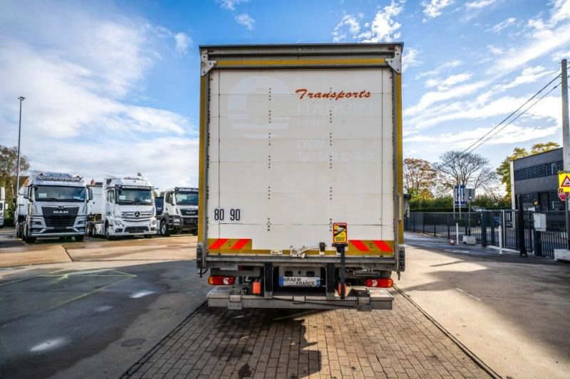 Renault D WIDE 250 DXI (12T)+DHOLLANDIA - Kamion vagonetë: foto 5 Renault D WIDE 250 DXI (12T)+DHOLLANDIA - Kamion vagonetë: foto 5