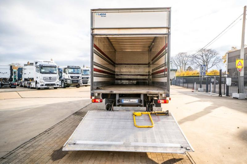 Renault D12 210 DXI // HAYON DHOLLANDIA - Kamion vagonetë: foto 5 Renault D12 210 DXI // HAYON DHOLLANDIA - Kamion vagonetë: foto 5