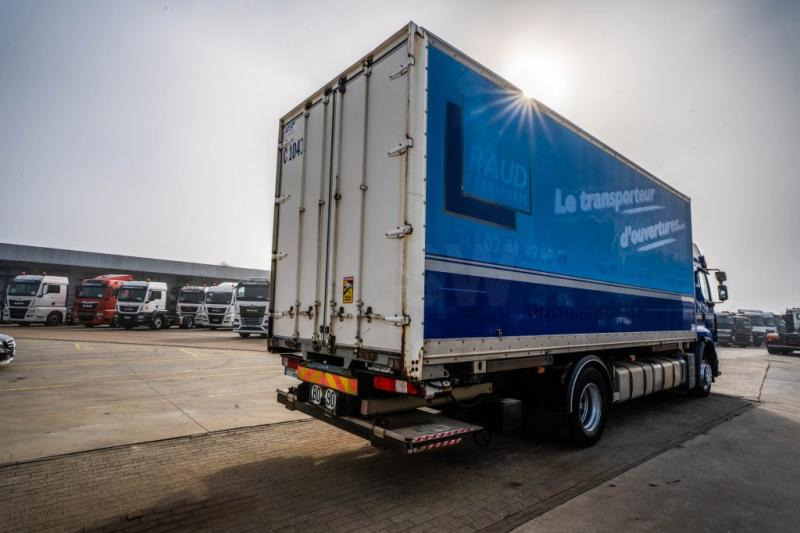 Renault PREMIUM 380 DXI+ DHOLLANDIA - Kamion me tendë: foto 4 Renault PREMIUM 380 DXI+ DHOLLANDIA - Kamion me tendë: foto 4