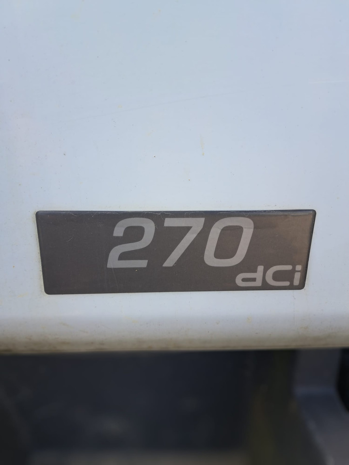 RENAULT 270 DCI - Kamion vetëshkarkues: foto 5 RENAULT 270 DCI - Kamion vetëshkarkues: foto 5