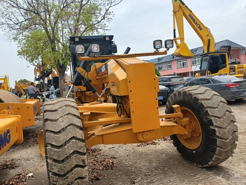 CAT 140 - Ekskavator me zinxhirë: foto 3 CAT 140 - Ekskavator me zinxhirë: foto 3