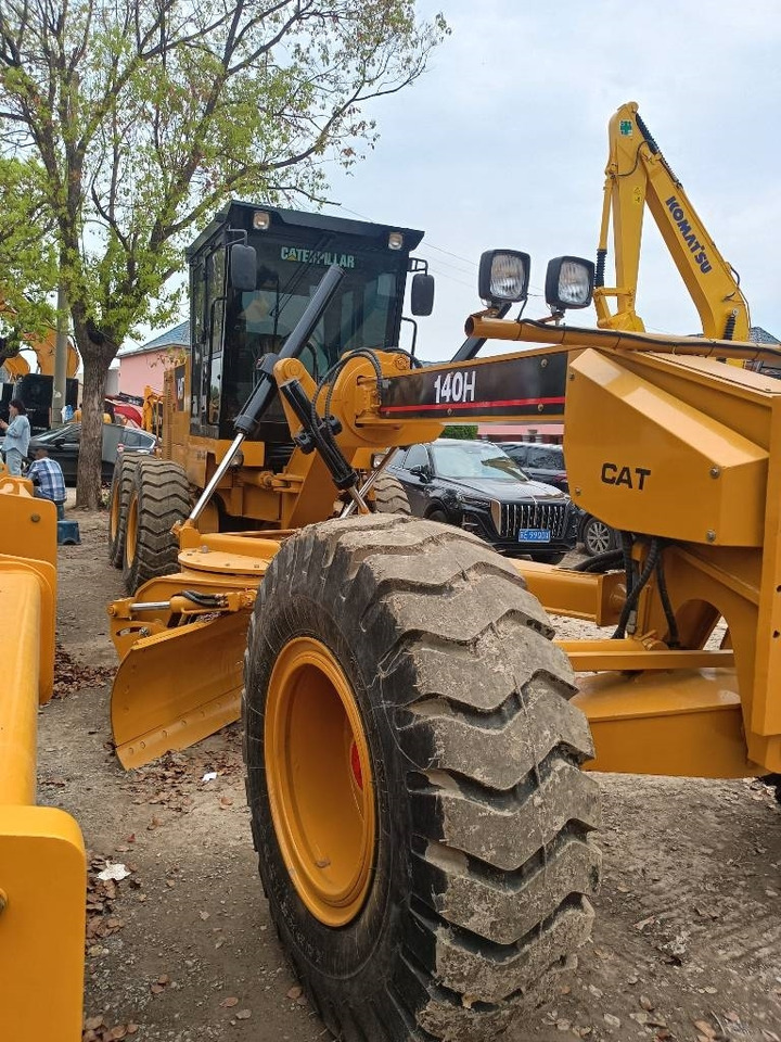 CAT 140 - Ekskavator me zinxhirë: foto 4 CAT 140 - Ekskavator me zinxhirë: foto 4