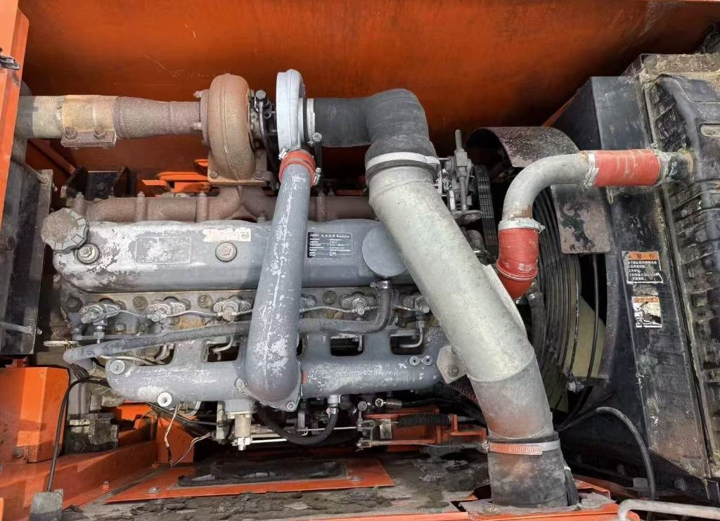 Doosan DH 150 W-7 - Ekskavator me goma: foto 3 Doosan DH 150 W-7 - Ekskavator me goma: foto 3