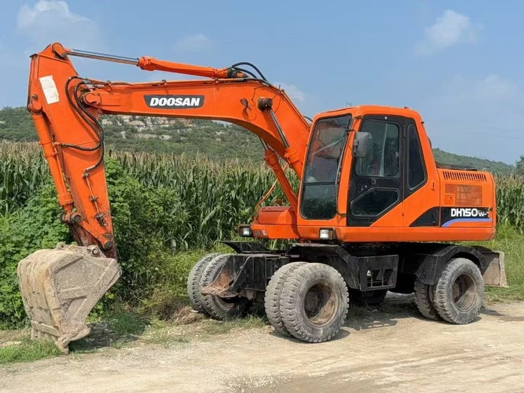 Doosan DH 150 W-7 - Ekskavator me zinxhirë: foto 2 Doosan DH 150 W-7 - Ekskavator me zinxhirë: foto 2