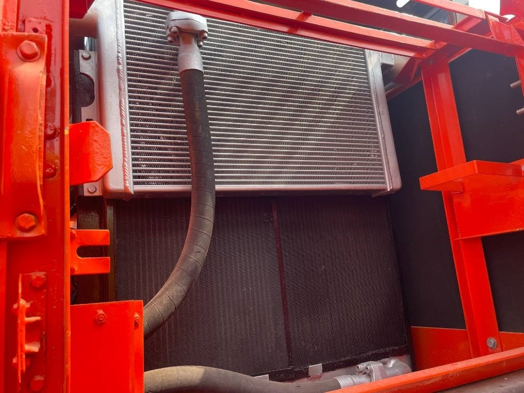 Doosan DX 300  - Ekskavator me zinxhirë: foto 5 Doosan DX 300  - Ekskavator me zinxhirë: foto 5