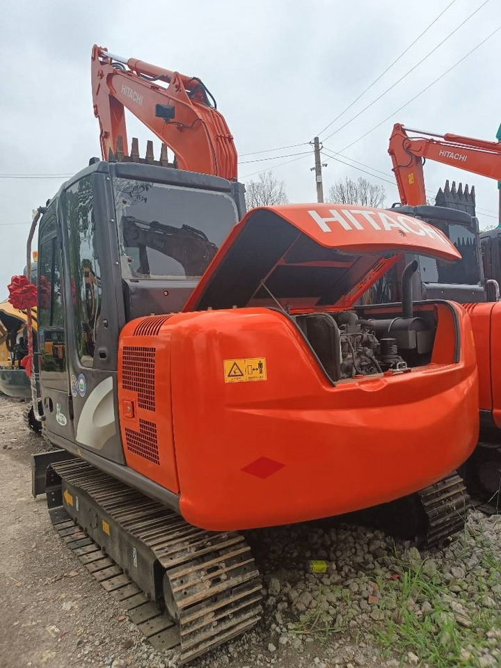 Hitachi ZX 60 - Ekskavator me zinxhirë: foto 3 Hitachi ZX 60 - Ekskavator me zinxhirë: foto 3