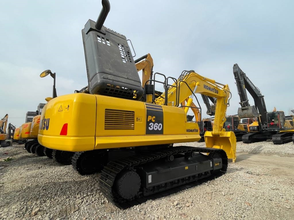 Komatsu PC 360 - Ekskavator me zinxhirë: foto 2 Komatsu PC 360 - Ekskavator me zinxhirë: foto 2