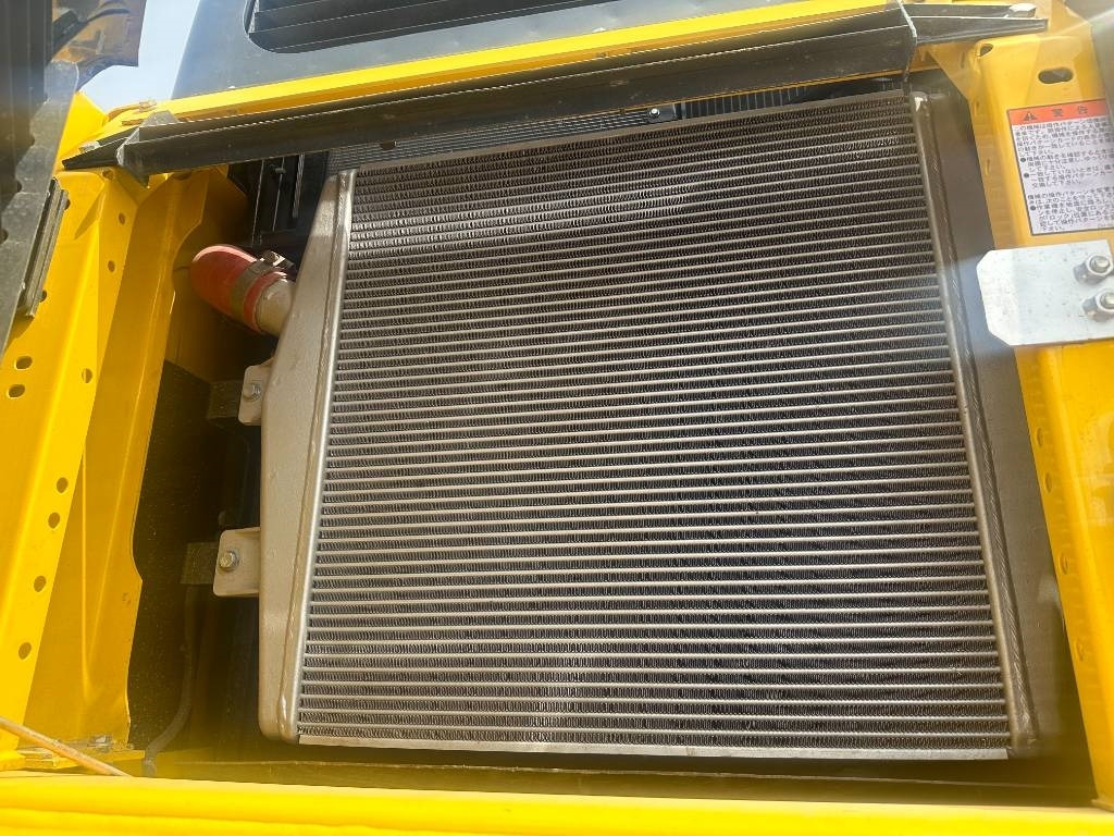 Komatsu PC 450  - Ekskavator me zinxhirë: foto 5 Komatsu PC 450  - Ekskavator me zinxhirë: foto 5