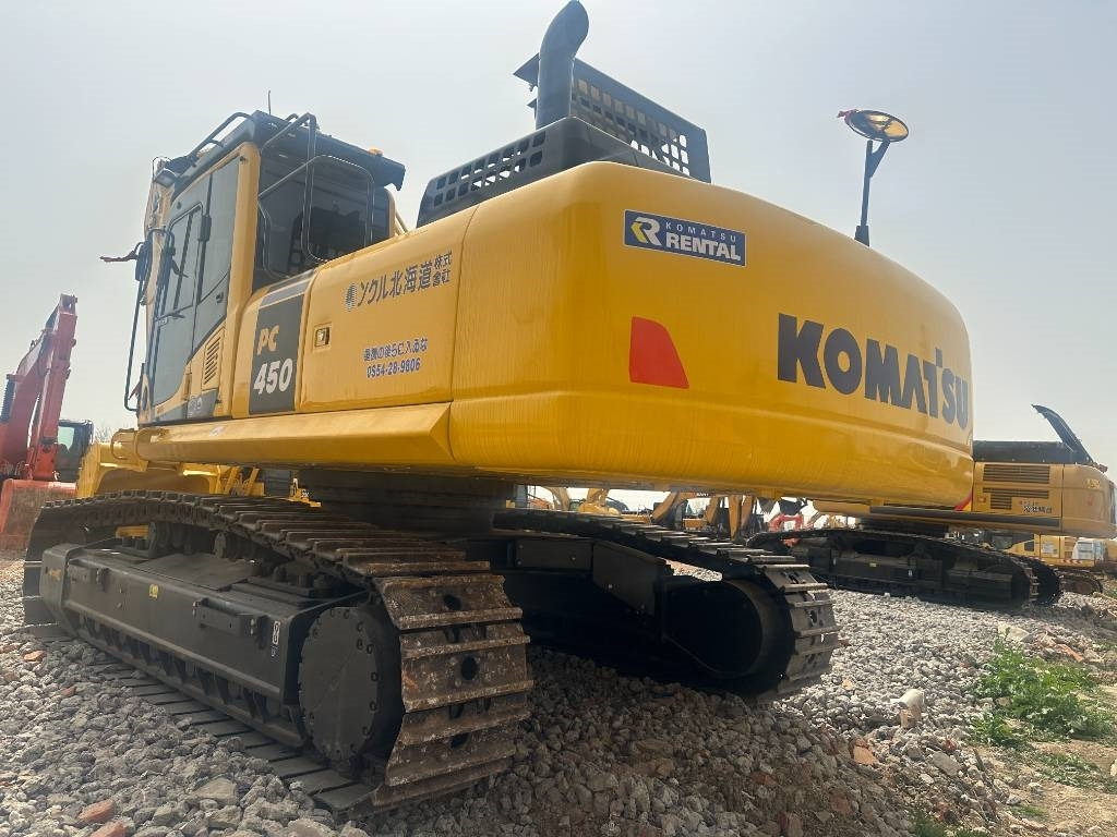 Komatsu PC 450 - Ekskavator me zinxhirë: foto 4 Komatsu PC 450 - Ekskavator me zinxhirë: foto 4