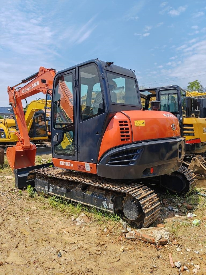 Kubota KX 183 - Miniekskavator: foto 1 Kubota KX 183 - Miniekskavator: foto 1