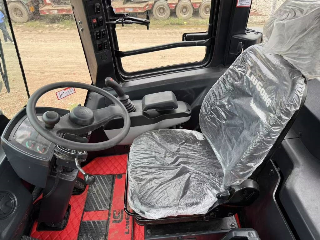 Liugong CLG 856 H - Fadrom me goma: foto 3 Liugong CLG 856 H - Fadrom me goma: foto 3