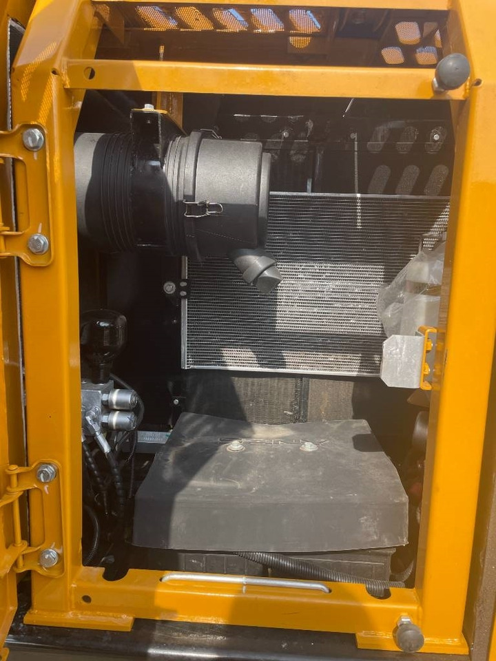Sany SY75C - Ekskavator me zinxhirë: foto 5 Sany SY75C - Ekskavator me zinxhirë: foto 5