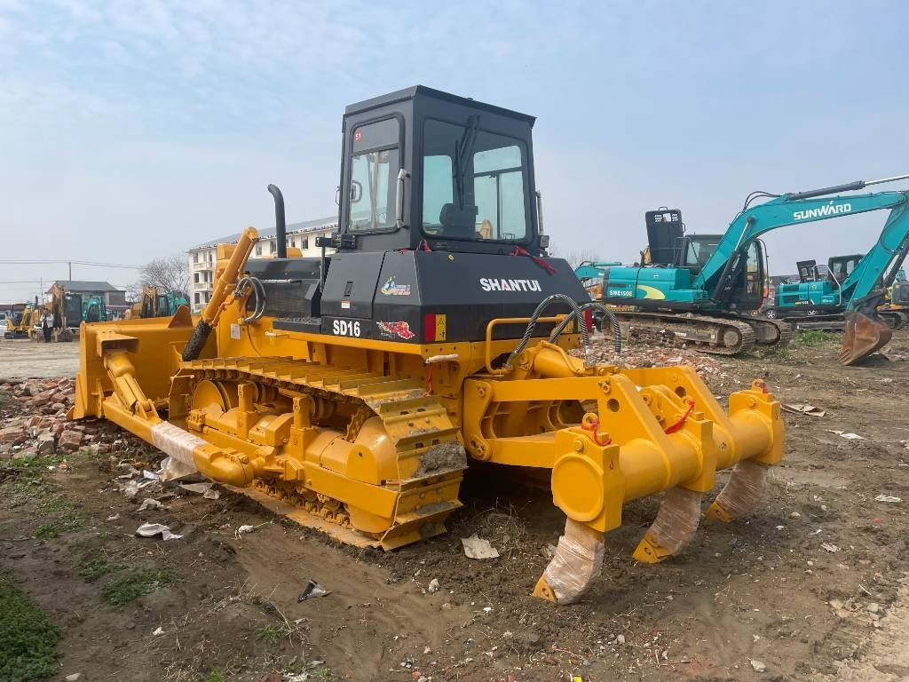 Shantui SD 16 - Buldozer: foto 1 Shantui SD 16 - Buldozer: foto 1