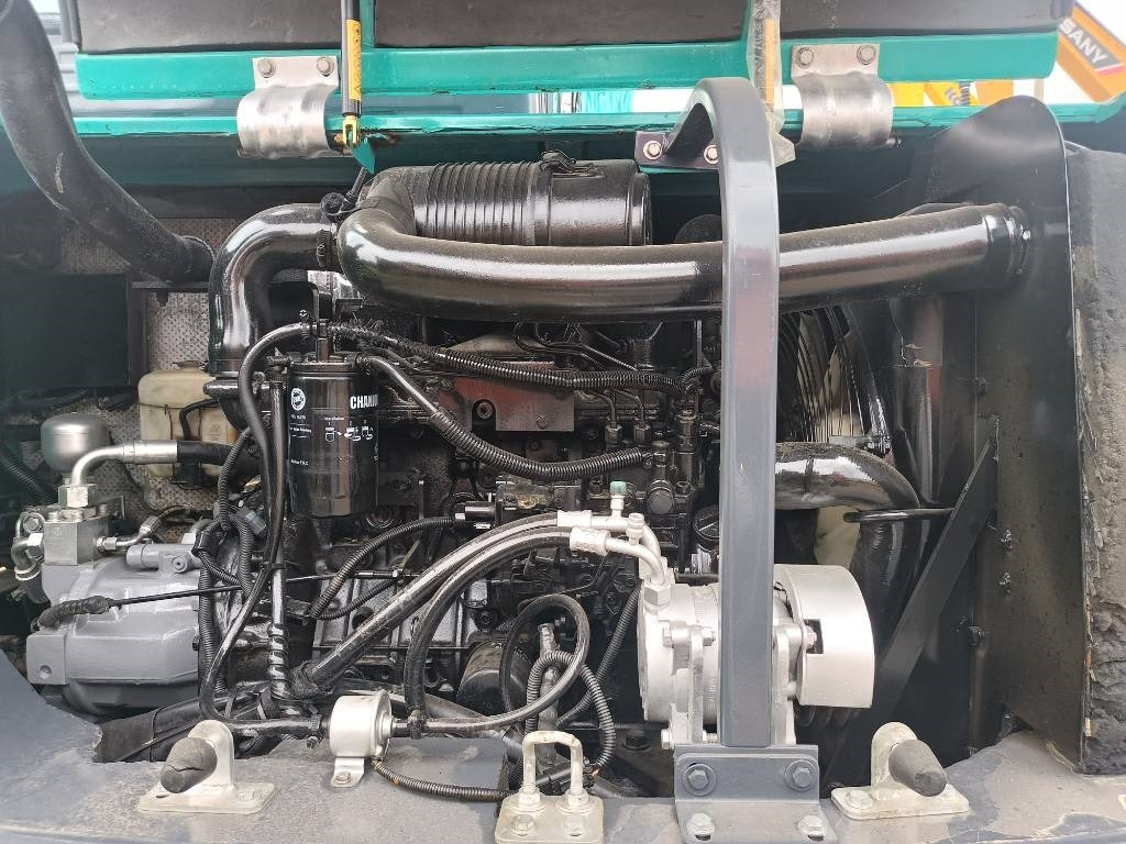 Sunward SWE 80 - Ekskavator me zinxhirë: foto 3 Sunward SWE 80 - Ekskavator me zinxhirë: foto 3