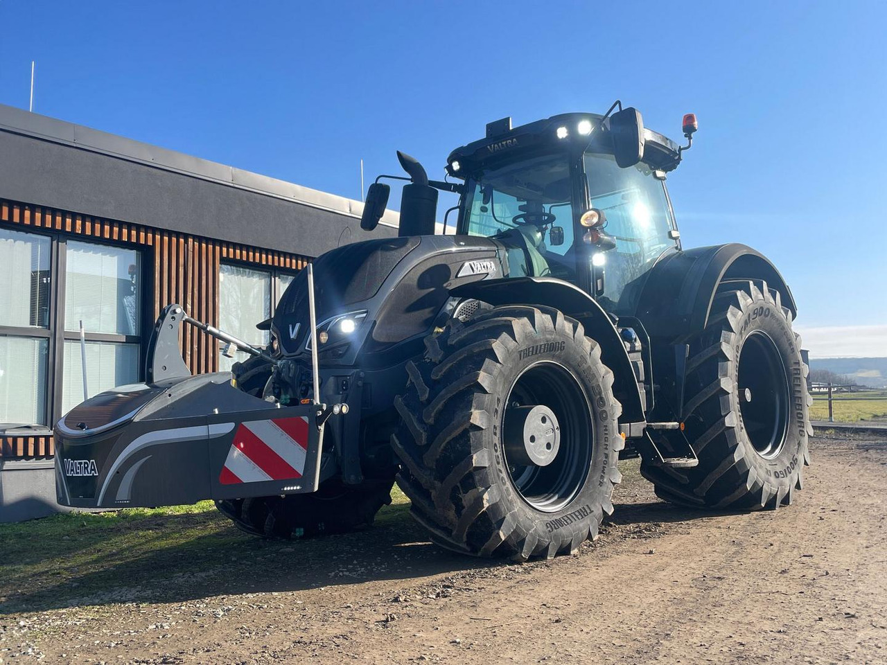 Valtra S, 394, 400HP - Traktor: foto 1 Valtra S, 394, 400HP - Traktor: foto 1