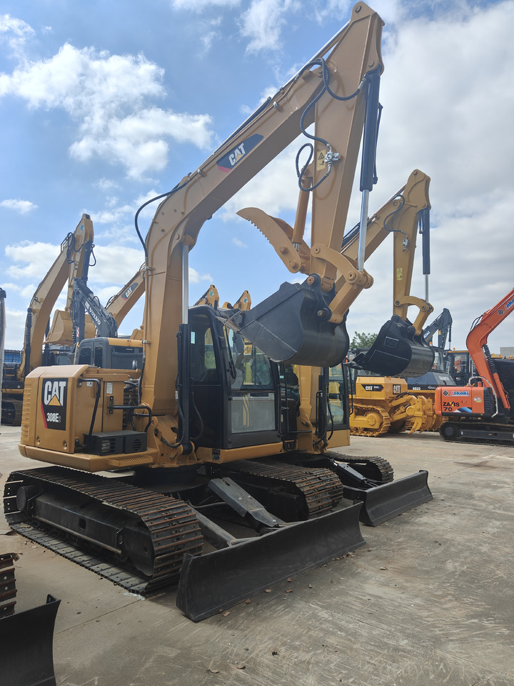 CATERPILLAR 308E crawler excavator - Ekskavator me zinxhirë: foto 1 CATERPILLAR 308E crawler excavator - Ekskavator me zinxhirë: foto 1