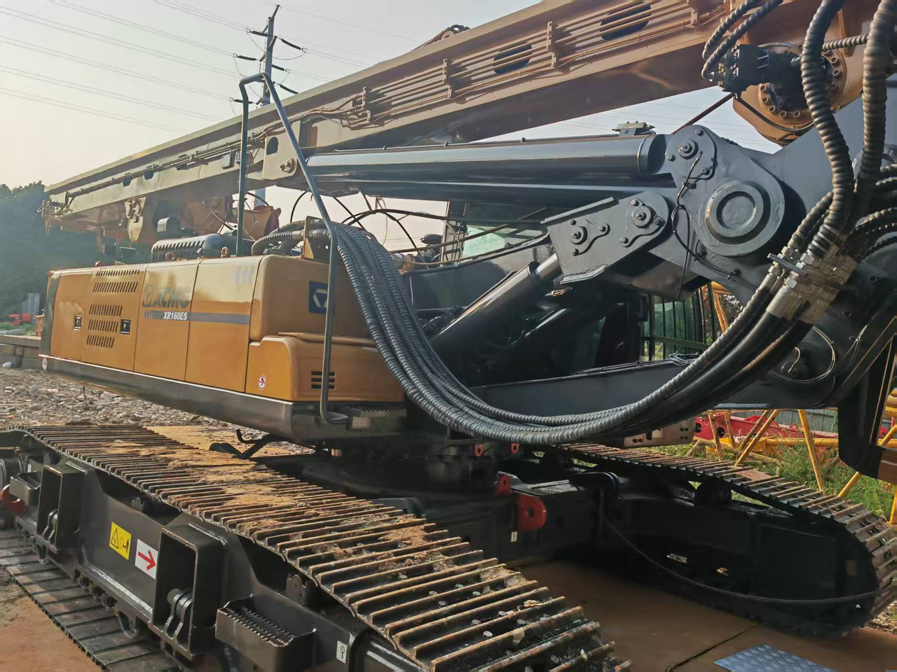 XCMG Rotary Drill XR160E XR160ES Crawler Drill Rig - Sondë shpimi: foto 2 XCMG Rotary Drill XR160E XR160ES Crawler Drill Rig - Sondë shpimi: foto 2