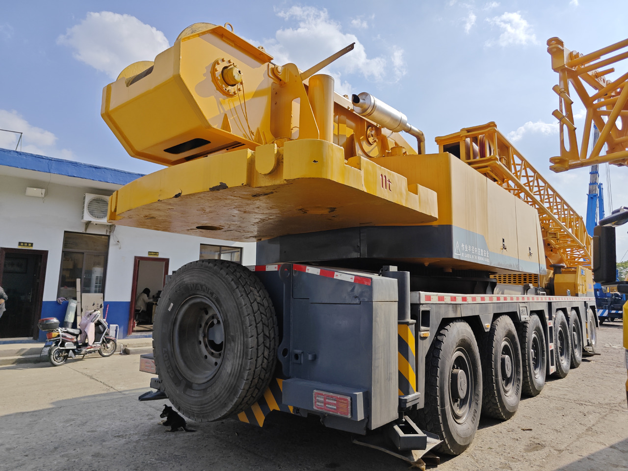XCMG XCT160 160TON Crane - Autovinç: foto 5 XCMG XCT160 160TON Crane - Autovinç: foto 5