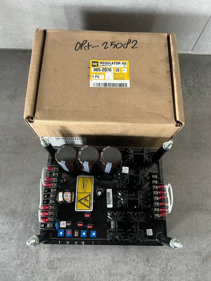 CAT AVR 365-2076 - DPX-25082 - Sistemi elektrik për Makineri ndërtimi: foto 1 CAT AVR 365-2076 - DPX-25082 - Sistemi elektrik për Makineri ndërtimi: foto 1