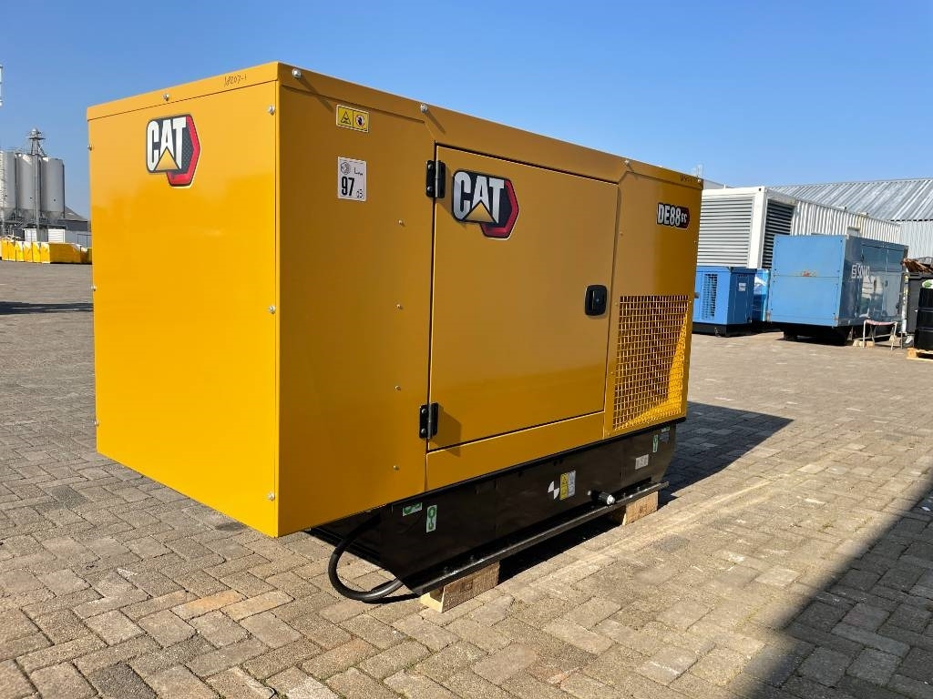 CAT DE88GC - 88 kVA Stand-by Generator Set - DPX-18207 - Set gjeneratori: foto 4 CAT DE88GC - 88 kVA Stand-by Generator Set - DPX-18207 - Set gjeneratori: foto 4