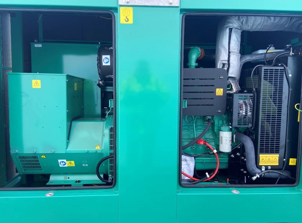 Cummins C220D5EQ - 220 kVA Generator - DPX-18512-Q - Set gjeneratori: foto 5 Cummins C220D5EQ - 220 kVA Generator - DPX-18512-Q - Set gjeneratori: foto 5