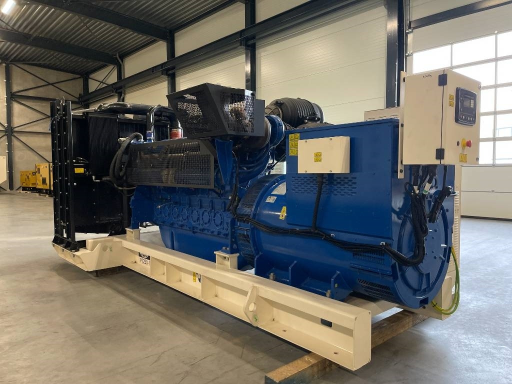 FG Wilson P1250-1 - 1250 kVA Surplus Genset - DPX-25089 - Set gjeneratori: foto 3 FG Wilson P1250-1 - 1250 kVA Surplus Genset - DPX-25089 - Set gjeneratori: foto 3