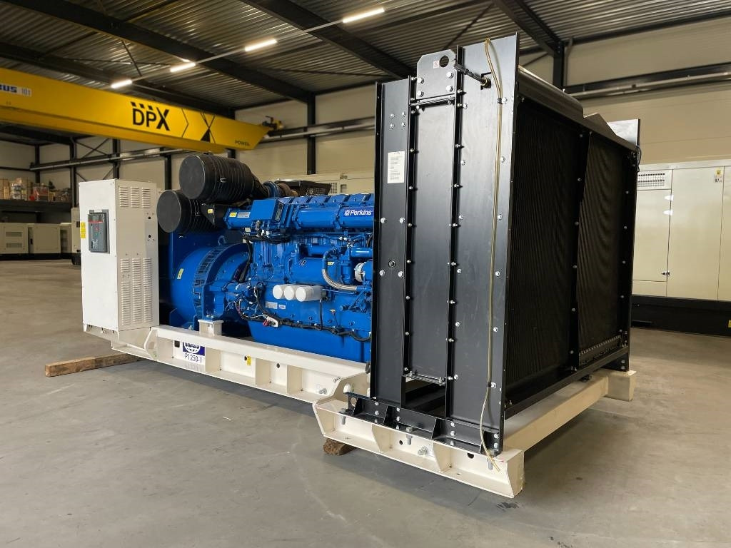 FG Wilson P1250-1 - 1250 kVA Surplus Genset - DPX-25089 - Set gjeneratori: foto 5 FG Wilson P1250-1 - 1250 kVA Surplus Genset - DPX-25089 - Set gjeneratori: foto 5