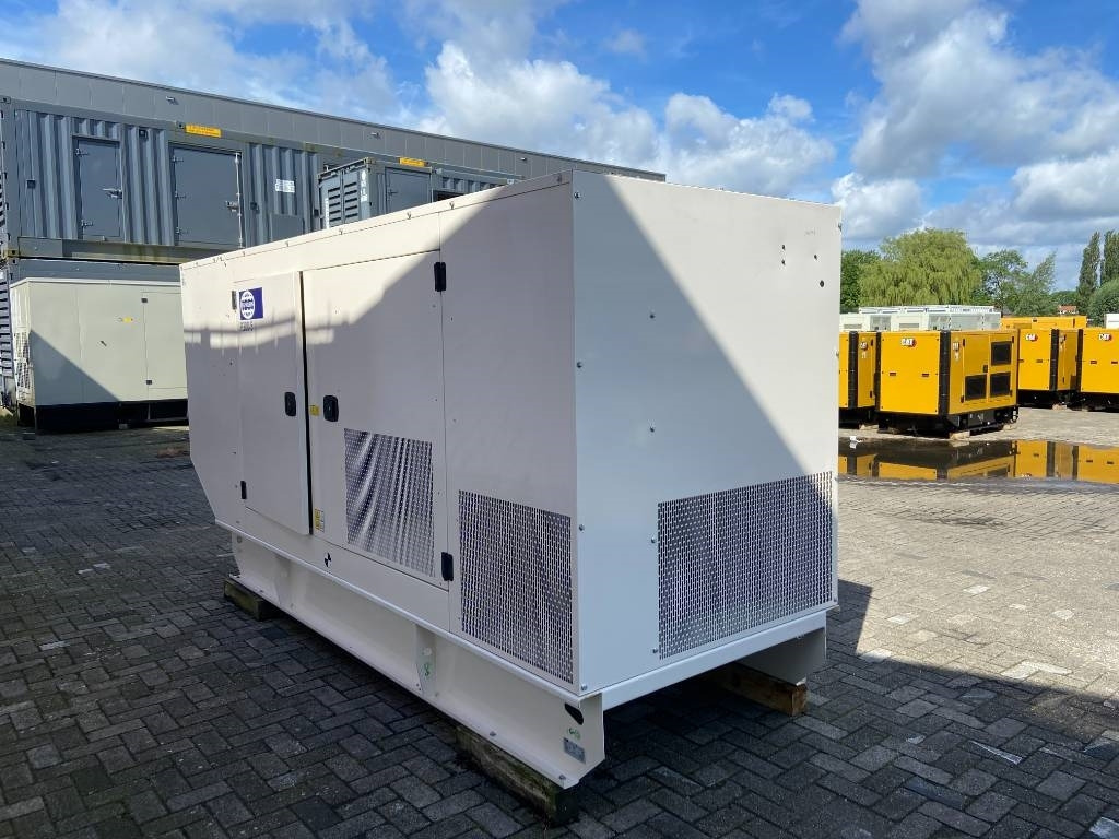 FG Wilson P300-5 - 300 kVA Genset - DPX-16015 - Set gjeneratori: foto 2 FG Wilson P300-5 - 300 kVA Genset - DPX-16015 - Set gjeneratori: foto 2