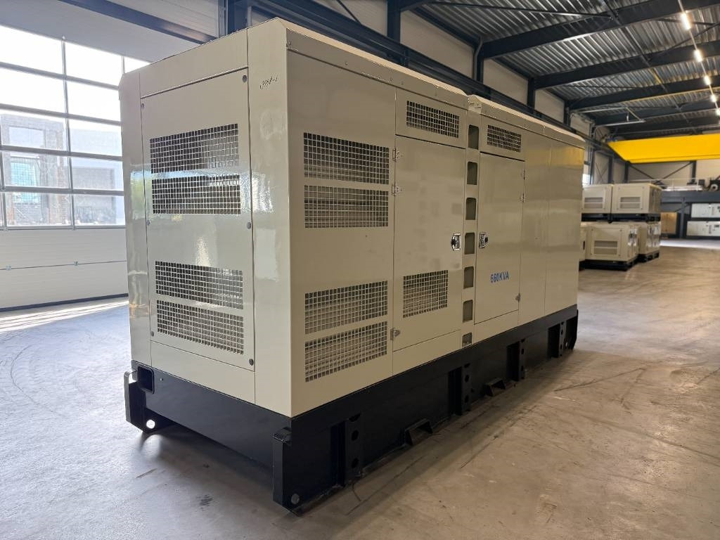 Iveco CR16TE1W - 660 kVA Surplus Genset - DPX-19798 - Set gjeneratori: foto 4 Iveco CR16TE1W - 660 kVA Surplus Genset - DPX-19798 - Set gjeneratori: foto 4
