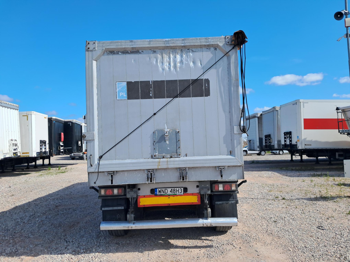 BODEX KIS3WA PRZEWÓZ TOWARÓW SYPKICH - Gjysmë rimorkio vetëshkarkuese: foto 5 BODEX KIS3WA PRZEWÓZ TOWARÓW SYPKICH - Gjysmë rimorkio vetëshkarkuese: foto 5