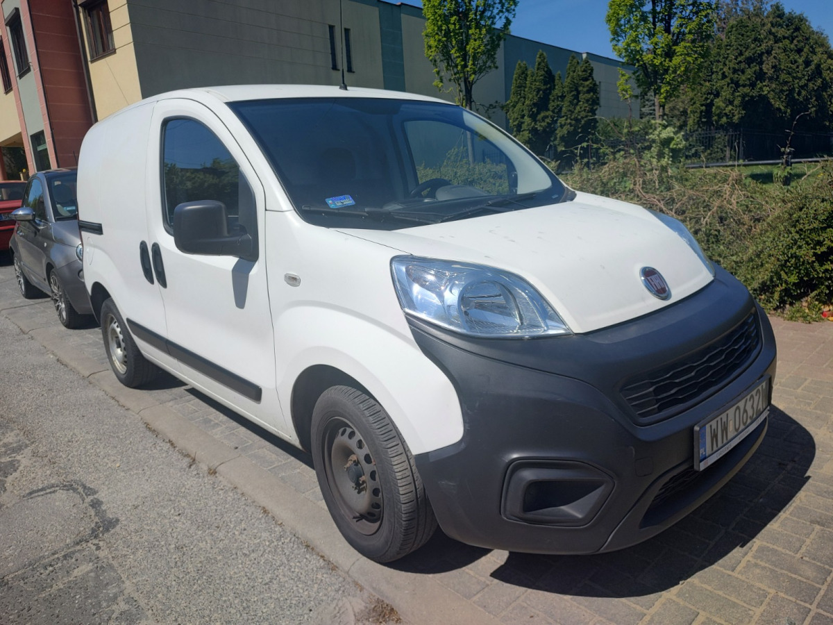 FIAT FIORINO FURGON BLASZAK - Furgon: foto 1 FIAT FIORINO FURGON BLASZAK - Furgon: foto 1