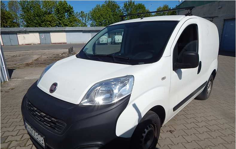 FIAT FIORINO FURGON BLASZAK - Furgon: foto 2 FIAT FIORINO FURGON BLASZAK - Furgon: foto 2