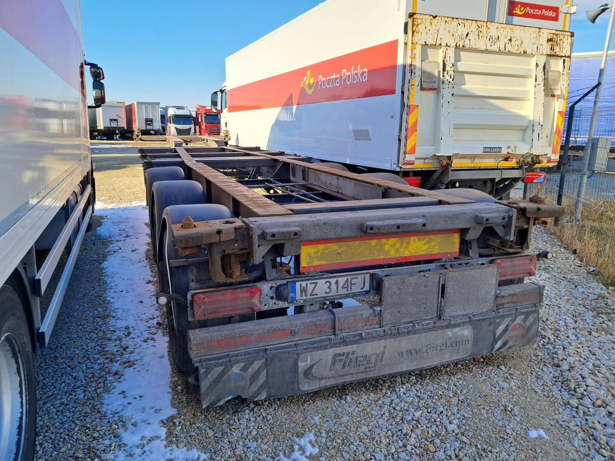 FLIEGL SDS 380 POD KONTENERY - Transportjer kontejnerësh/ Rimorkio me karroceri të çmontueshme: foto 3 FLIEGL SDS 380 POD KONTENERY - Transportjer kontejnerësh/ Rimorkio me karroceri të çmontueshme: foto 3