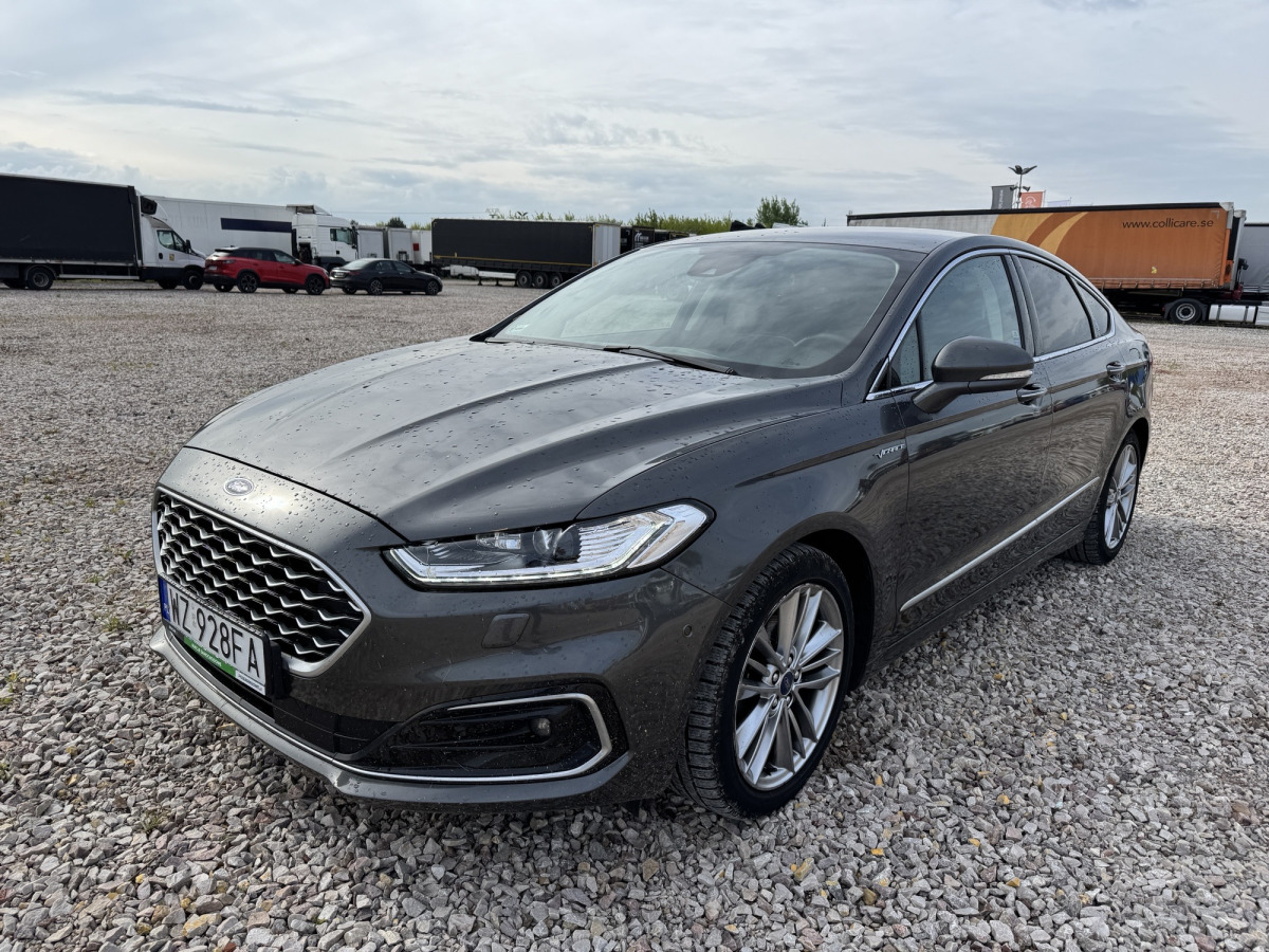 FORD MONDEO HATCHBACK - Veturë: foto 2 FORD MONDEO HATCHBACK - Veturë: foto 2