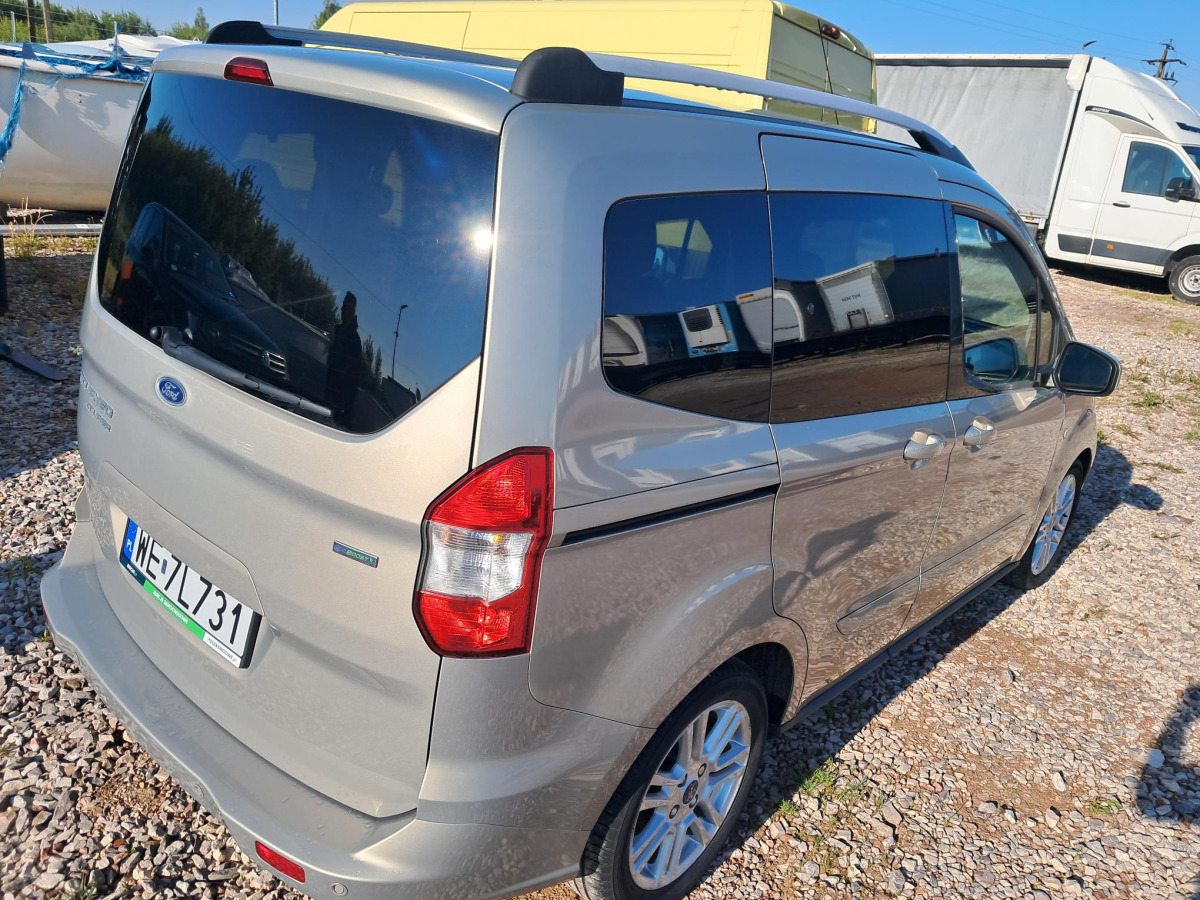 FORD TOURNEO COURIER MINIVAN - Veturë: foto 5 FORD TOURNEO COURIER MINIVAN - Veturë: foto 5