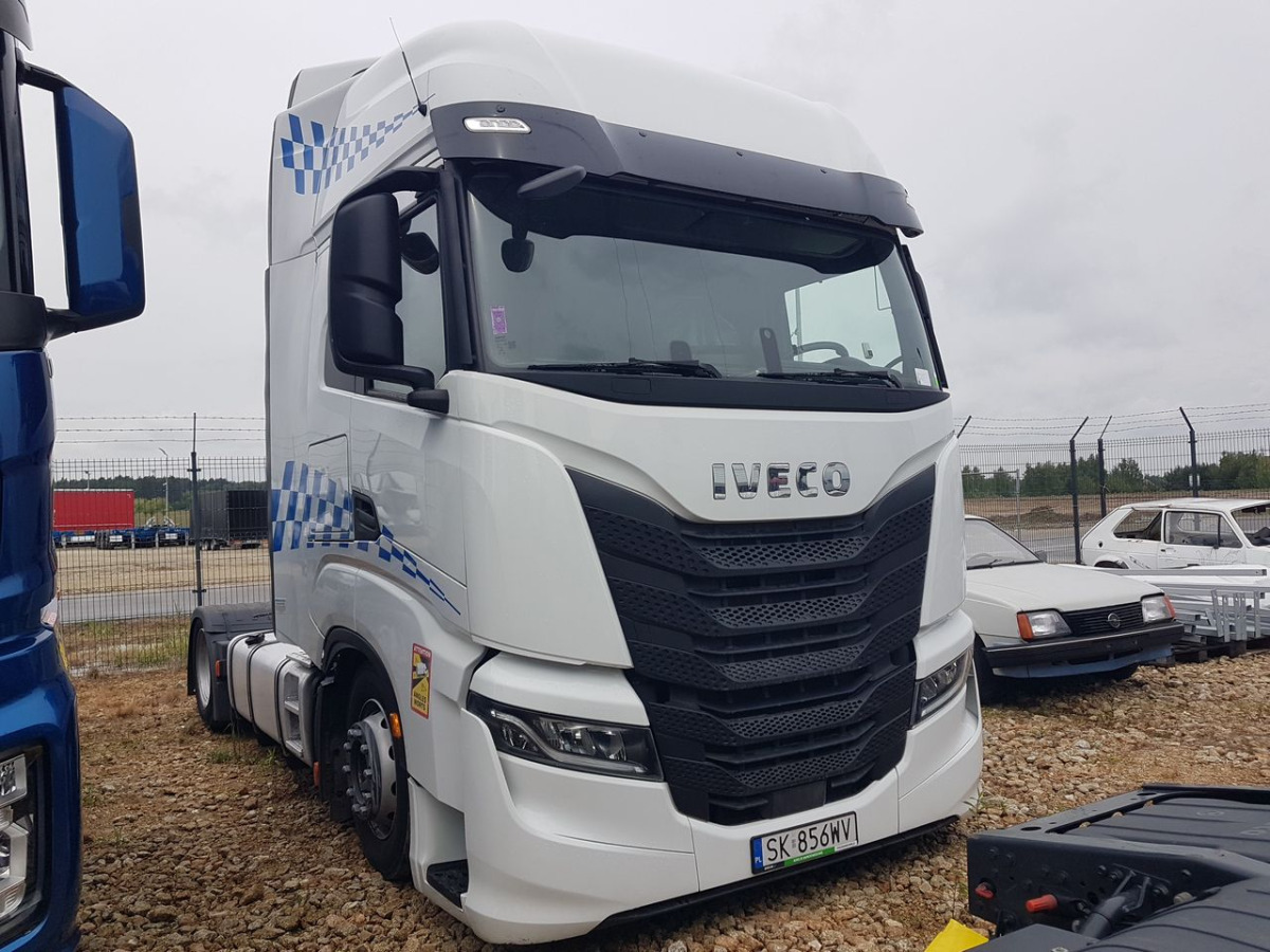 Gjysmë-kamion IVECO AS440ST/FP LT CIĄGNIK SIODŁOWY: foto 1