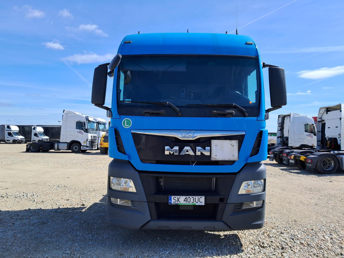MAN TGX CIĄGNIK SIODŁOWY - Gjysmë-kamion: foto 3 MAN TGX CIĄGNIK SIODŁOWY - Gjysmë-kamion: foto 3