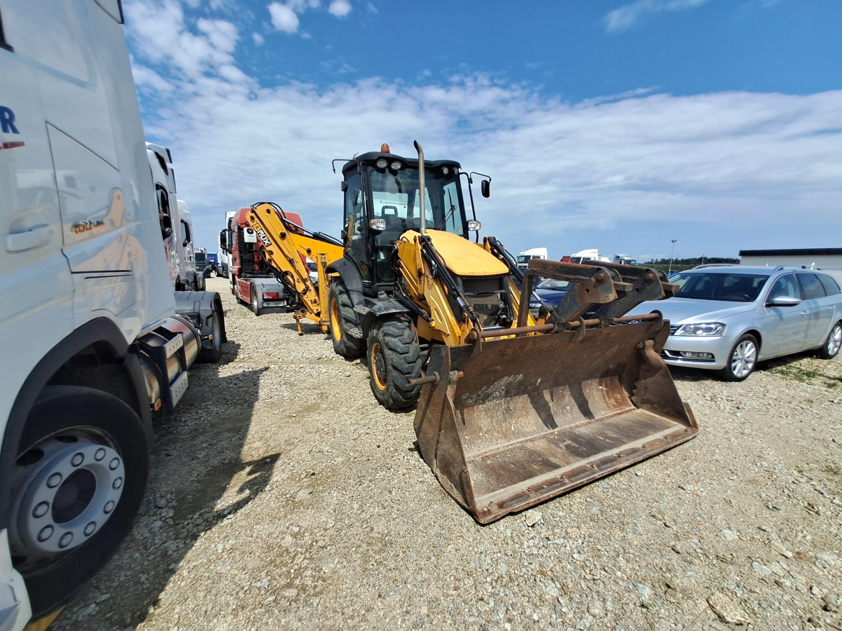 Koparko-ładowarka – JCB 3CX 14M4WE – 2014 – 8135 kg – wielofunkcyjna - Fadromë me shkarkim nga prapa: foto 1 Koparko-ładowarka – JCB 3CX 14M4WE – 2014 – 8135 kg – wielofunkcyjna - Fadromë me shkarkim nga prapa: foto 1