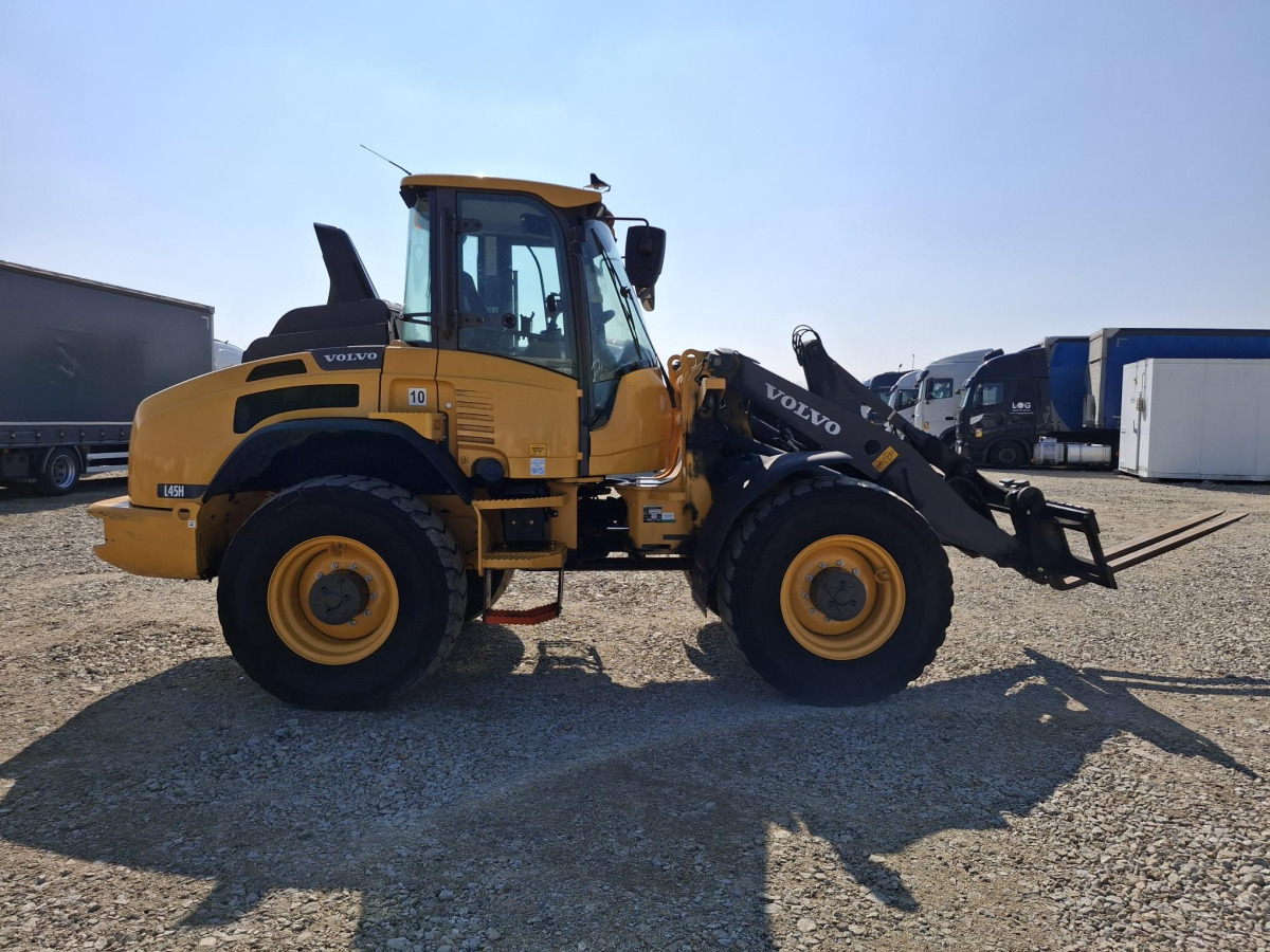Ładowarka kołowa VOLVO L45H - 2023 - 7858 mth - 75 kW - Fadrom me goma: foto 4 Ładowarka kołowa VOLVO L45H - 2023 - 7858 mth - 75 kW - Fadrom me goma: foto 4