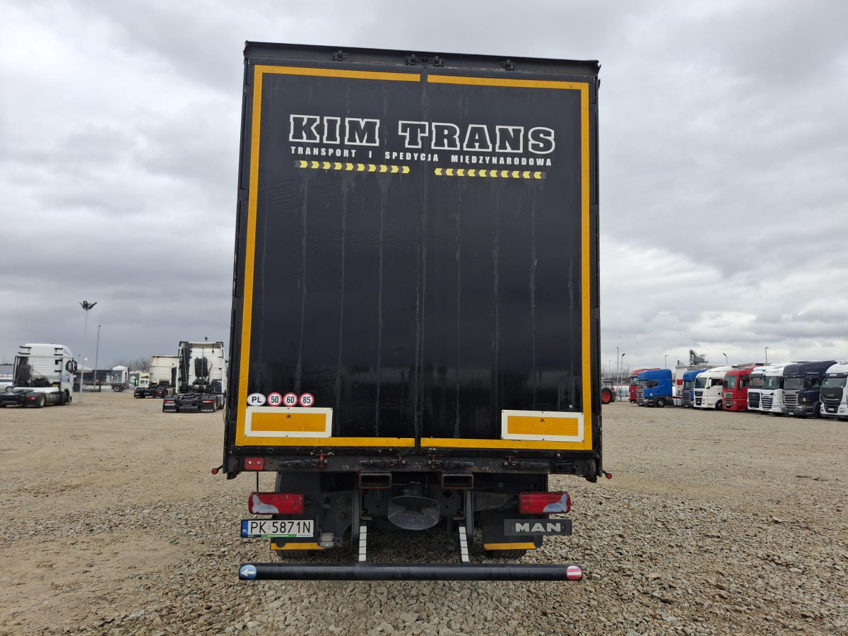 MAN TGX SOLÓWKA - Kamion me tendë: foto 4 MAN TGX SOLÓWKA - Kamion me tendë: foto 4
